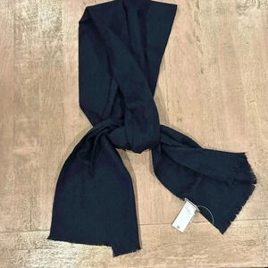 100% wool Banana Republic navy dress scarf